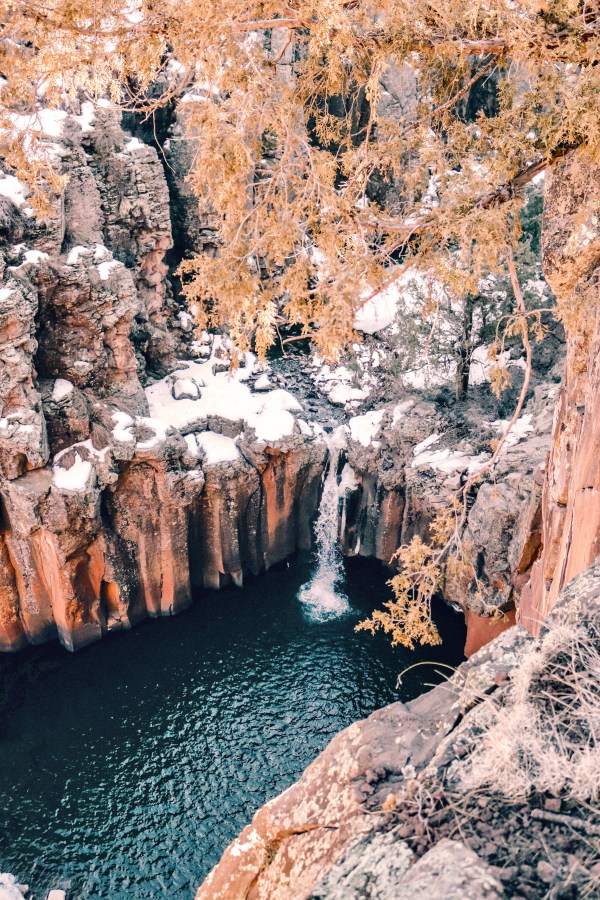 Sycamore Falls: Northern Arizona's Best Kept Secret #simplywander #sycamorefalls #paradiseforks