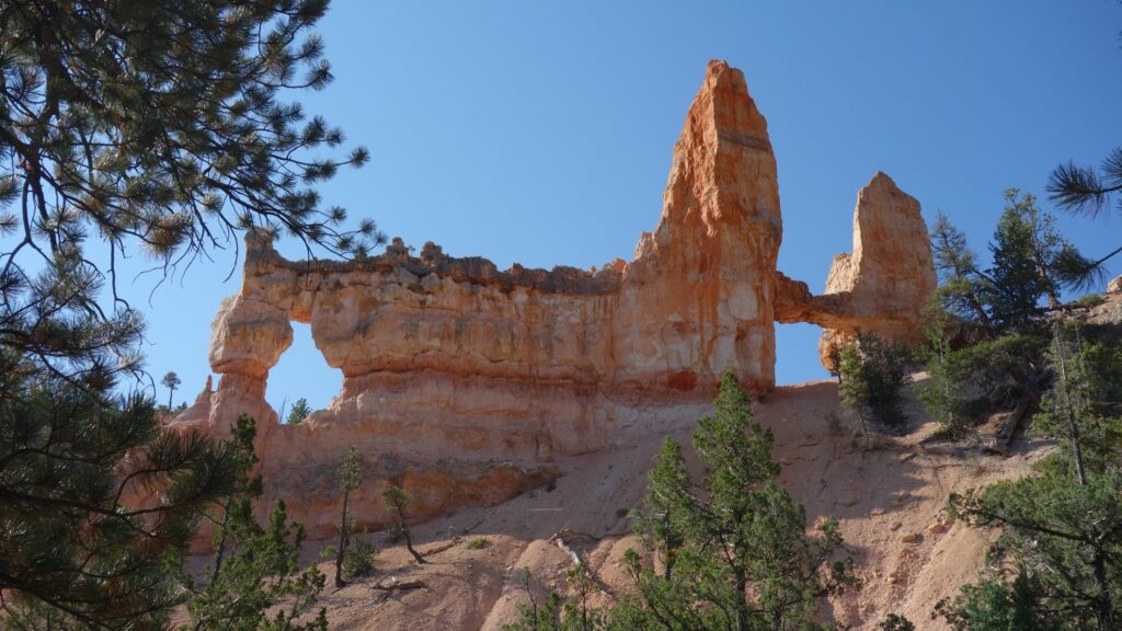 Views from the Fairyland Loop Trail.